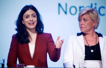Hadia Tajik gir klar beskjed til Siv Jensen.